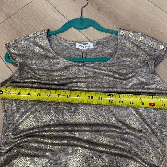 Calvin Klein NWT Snakeskin Silver Gold Shimmer Tank Top Size M - Picture 12 of 12